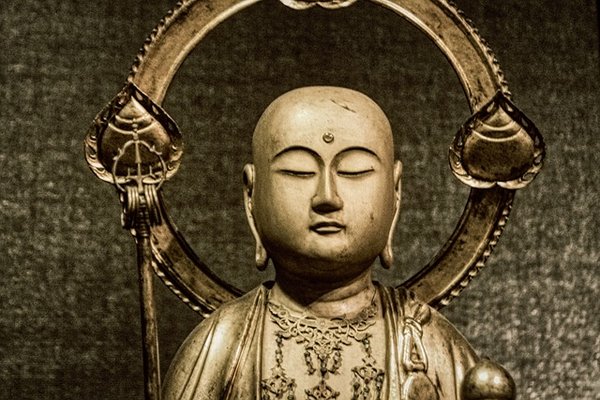 Explorez les énergies de la conscience avec le tantra yoga